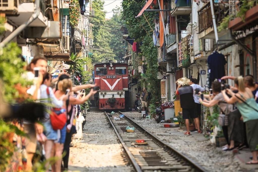Tropical Land Little Hanoi Homestay Exteriör bild